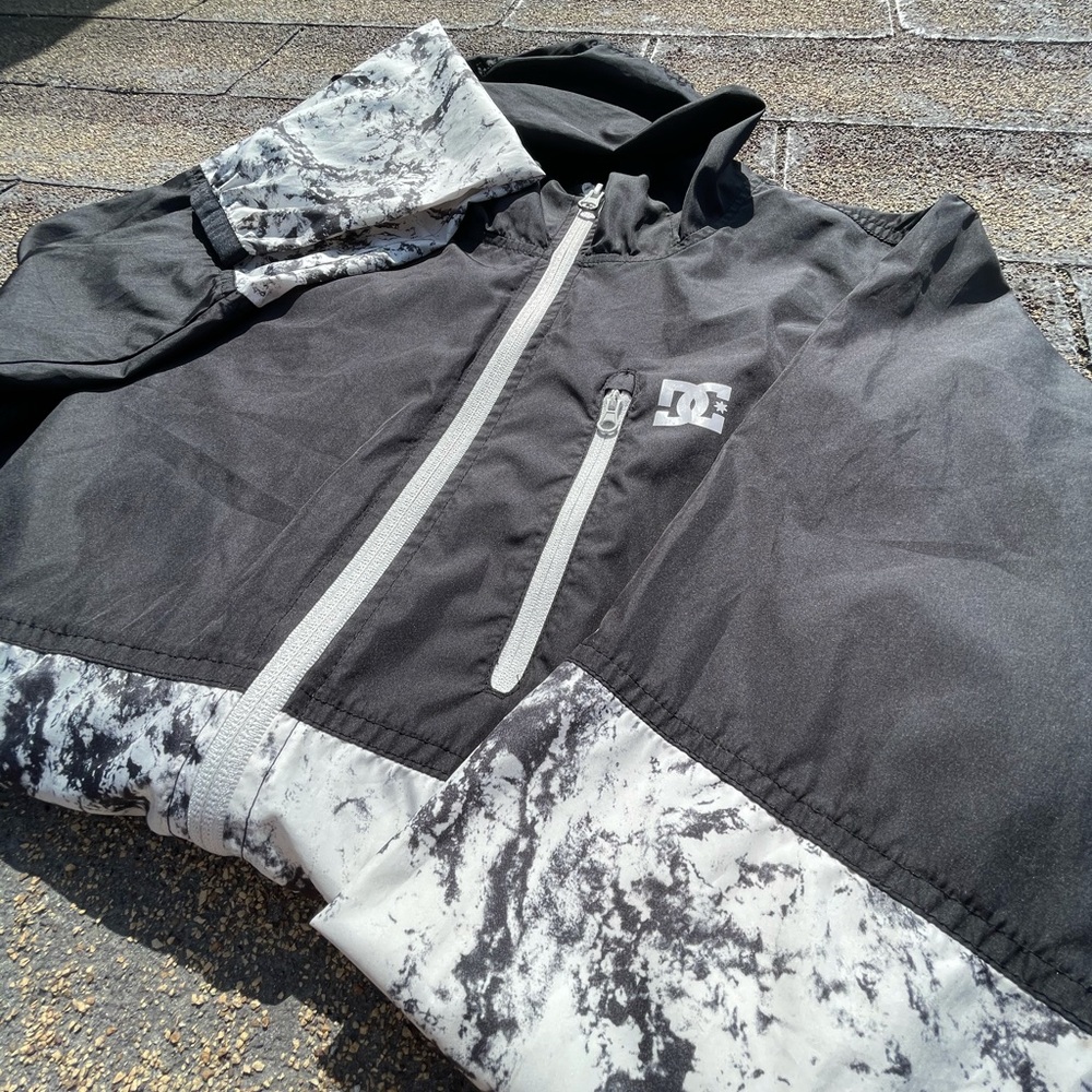 DC Size M Black/White
